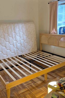 Queen bed frame lmk offer
