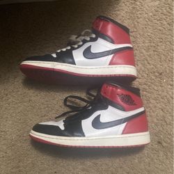 Jordan 1 blacktoe