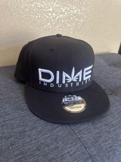 Hat Dime
