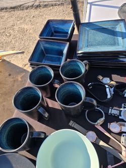 Oneida Plate Set