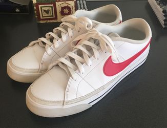 Nike tennis shoes 11.5 men