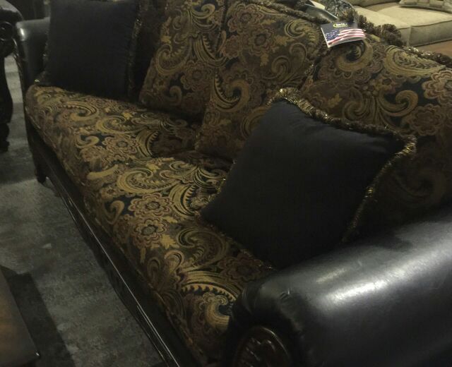 Sofa set