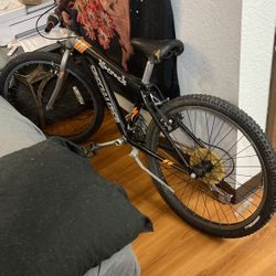Specialized Hotrock 