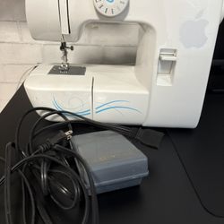 Sewing Machine 