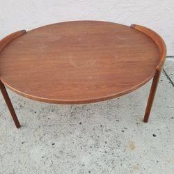 2 VINTAGE JENS RISOM MID CENTURY COFFEE TABLES