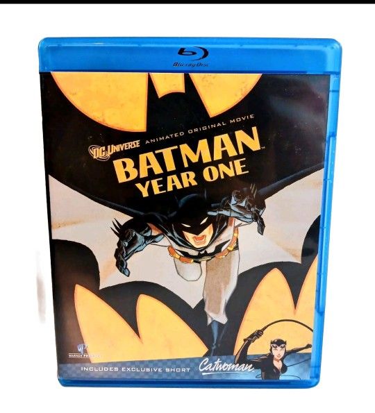 Batman: Year One Blu-ray + DVD + Digital Animated 2-Disc Set 2011 DC Like New