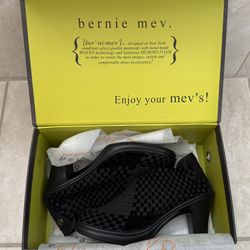 Bernie Mev Chesca Women’s Heels