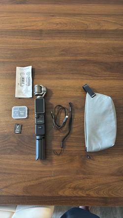 XTRA Muse 4K/120FPS Pocket Gimbal Camera + SD Card | Like New