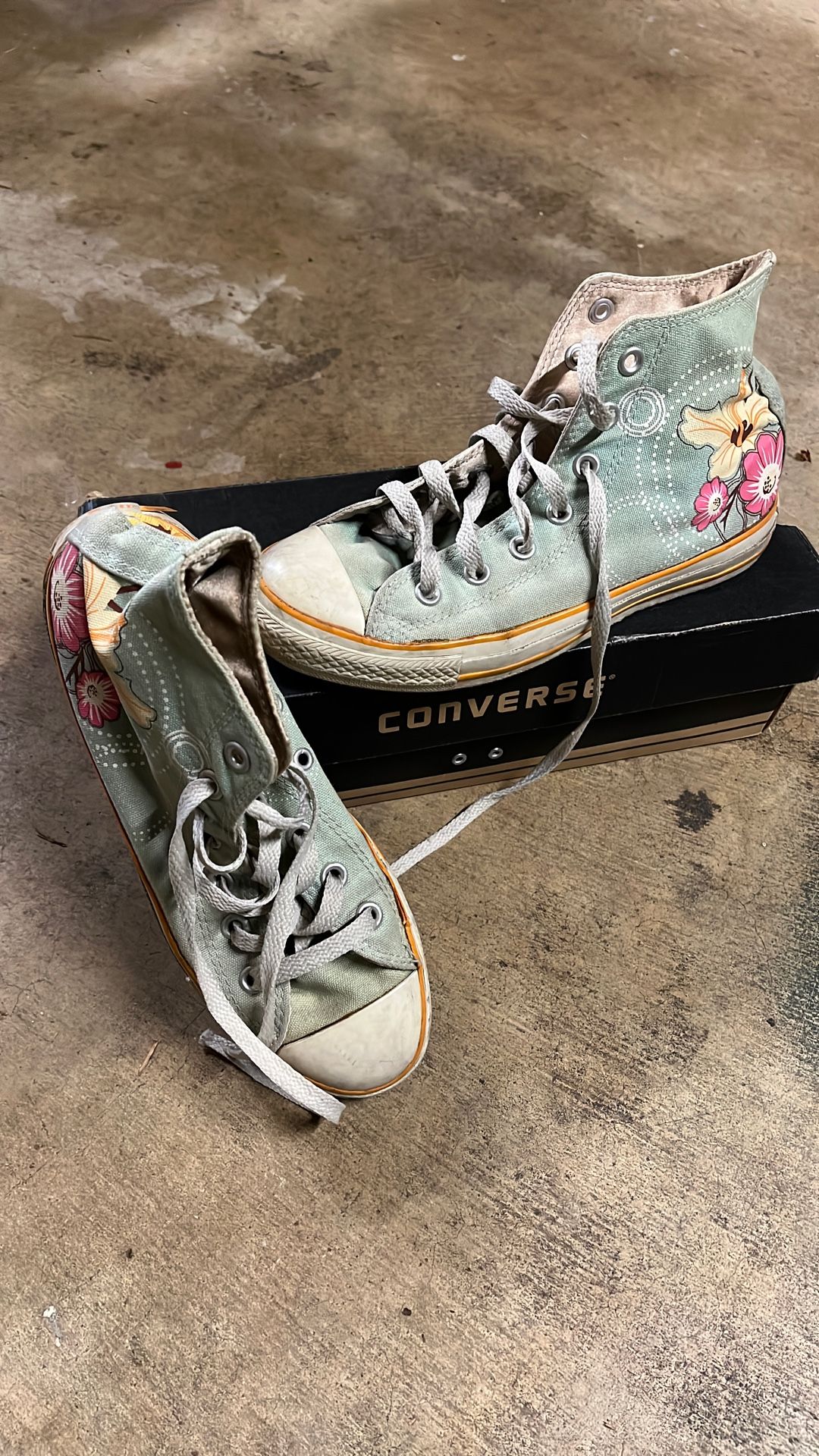 Converse