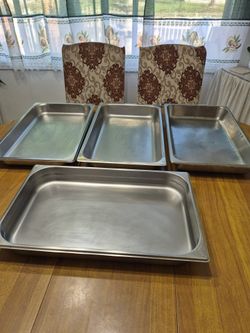 Charolas Para  El Pabo $8 Each