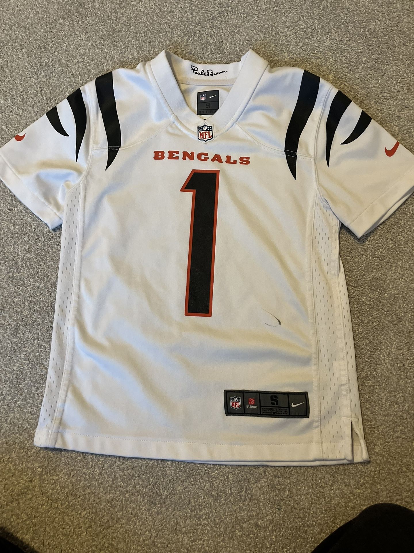 Ja’Marr Chase Jersey (boys Small)