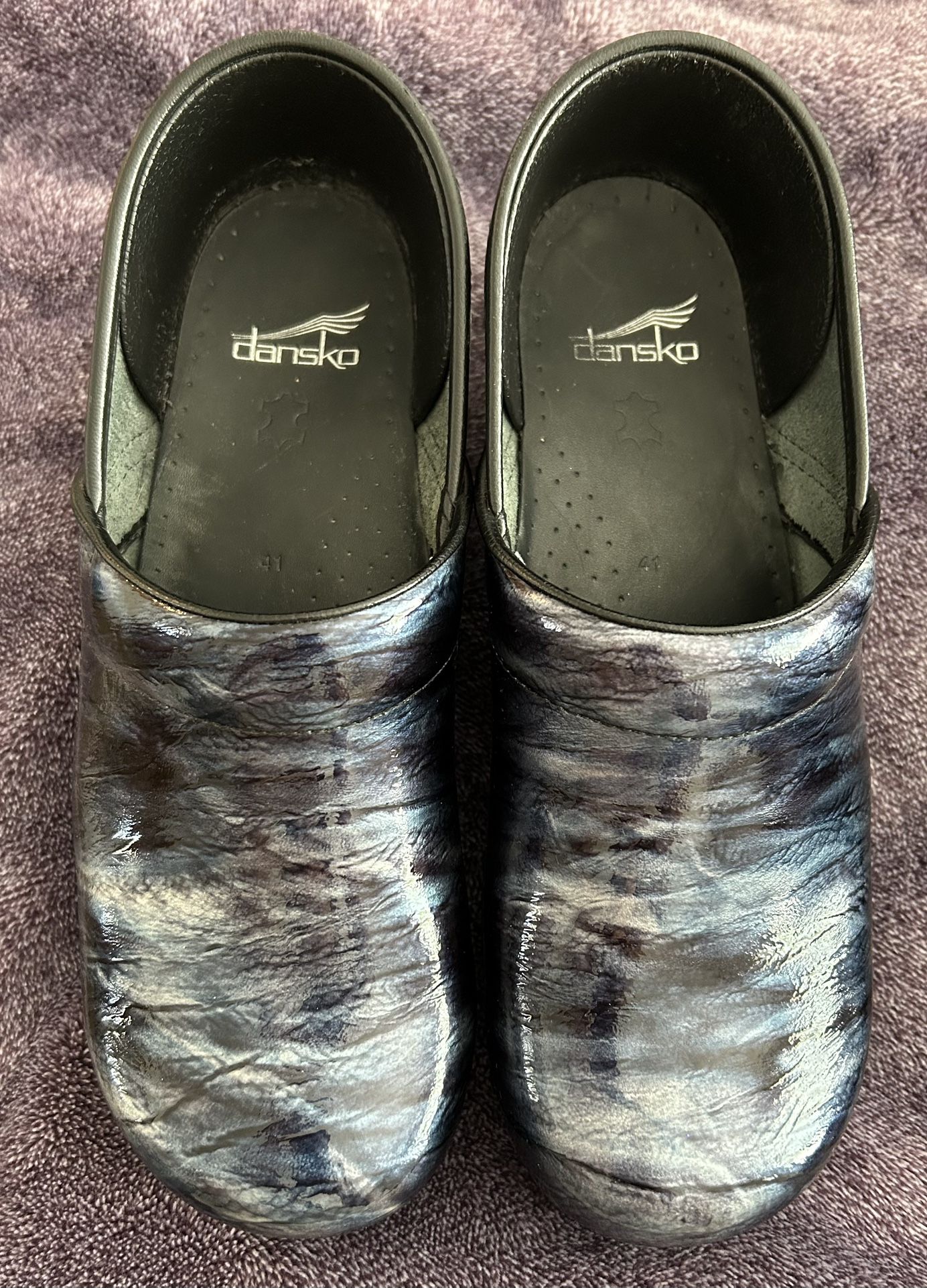 Women’s Size 10 Danskos.