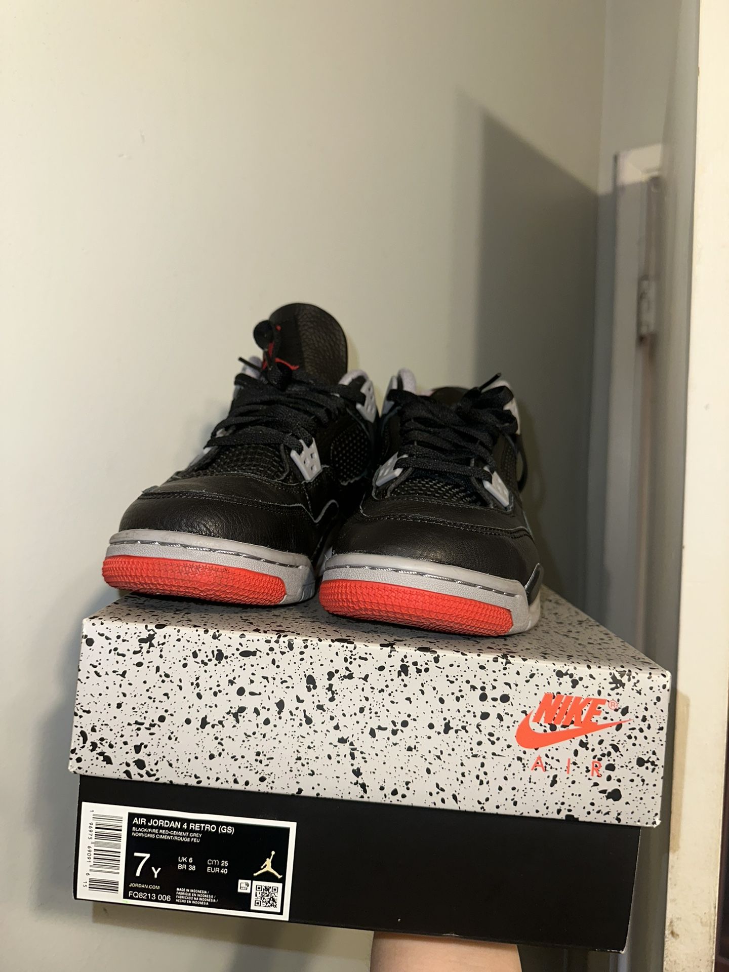 Nike huarache breds hotsell
