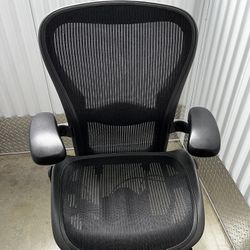 Herman Miller Aeron Size C Office Chair Fully Adjustable 