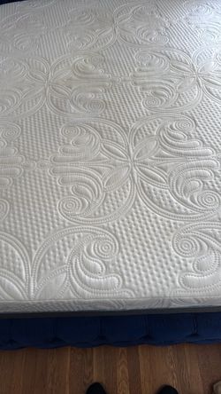 Comfortable Queen mattress with 3.5 inches of foam top. Very soft and comfortable