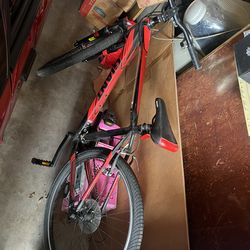 Giant aluxx mountain bicycle