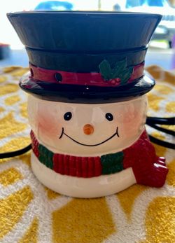Scentsy Snowman Electric Wax Warmer Wall Plug-In Ceramic Christmas