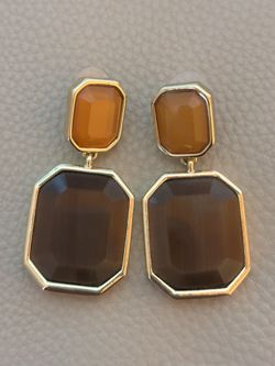 Gold Dangle Earrings With Black Stones – NEW