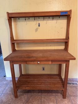 Bakers rack