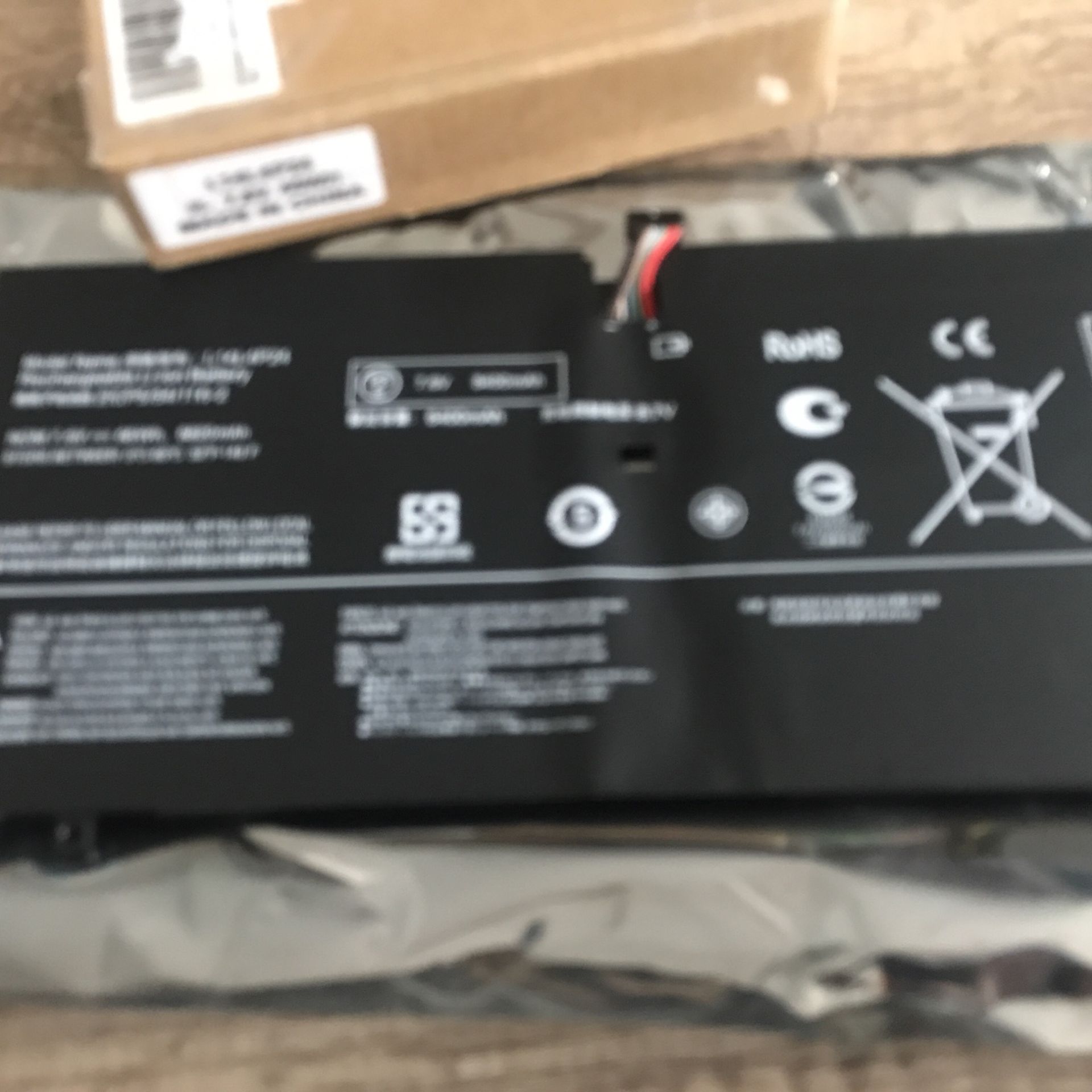 Dentsing L14L4P24 (7.6V 66Wh/8400mAh 4-Cells) Laptop Battery Compatible with Lenovo Yoga 900-13ISK 900-13ISK2 900-IFI 900-ISE Yoga 4 Pro Series Notebo