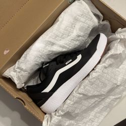 Vans Ultra range MTE Shoe Size 11 