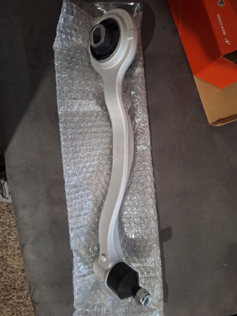 06 Mercedes S430 Passenger Side Control Arm