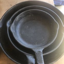 Cast Iron Pans 3 A Set Of 3 &65