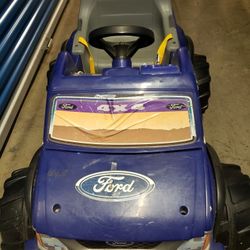 Ford 4x4 Battery operated truck