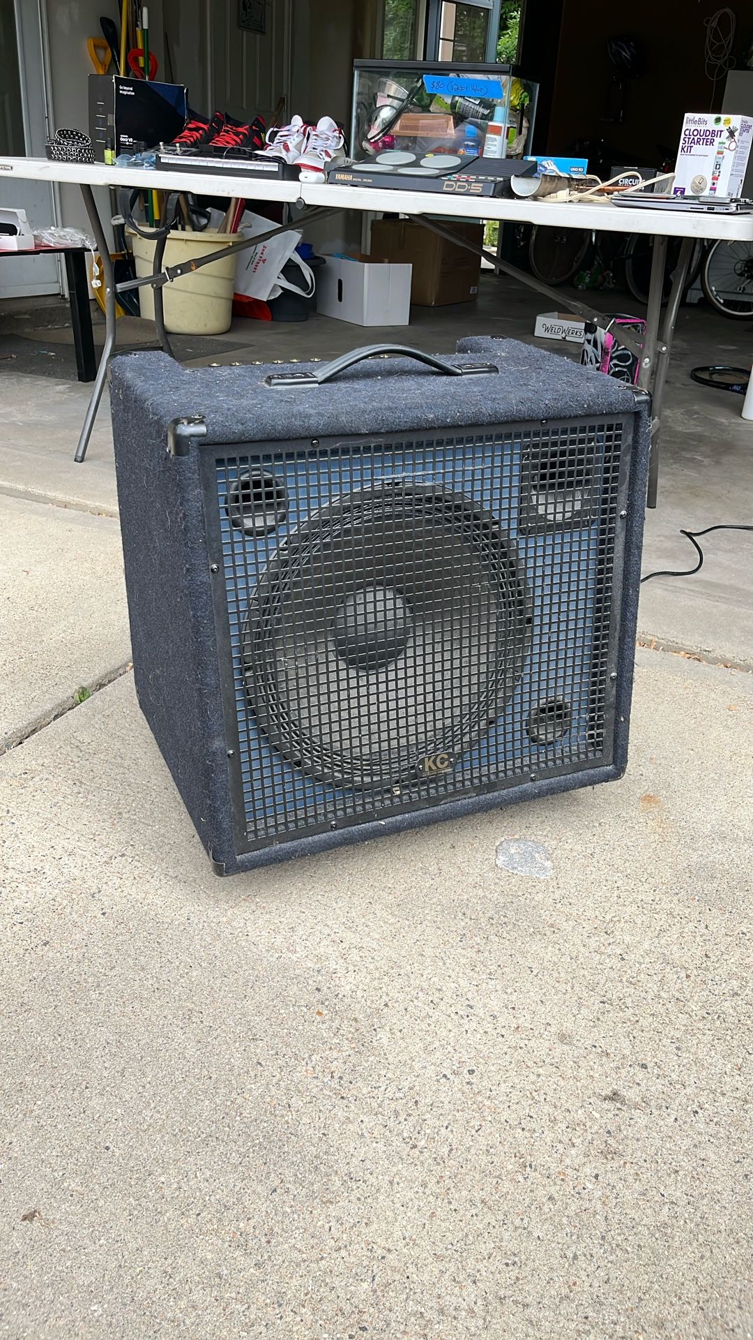 Roland KC-550 Keyboard/Bass Amp