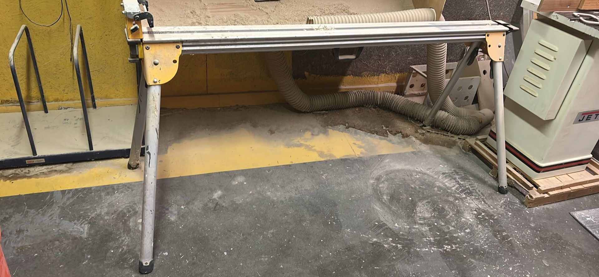 Miter Saw Stand