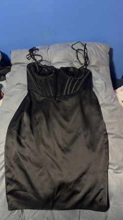 Large Black Dress