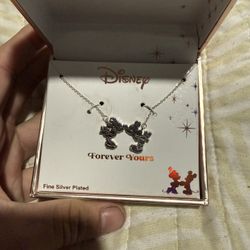 Necklaces Bracelet (READ DESCRIPTION)