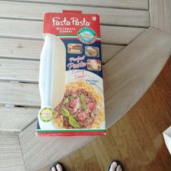 Fasta Pasta Microwave Cooker . Brand New Never Used