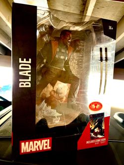 McFarlane Toys Marvel Collection 1:6 Scale Blade #1 Red Platinum Edition