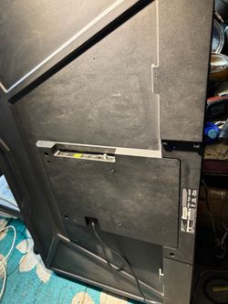 Vizio 55 inch & Hisense 50 inch TVs