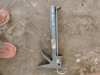 XL 29oz caulk gun