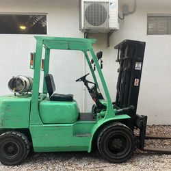 Mitsubishi FG3 6000 lb Propane Forklift