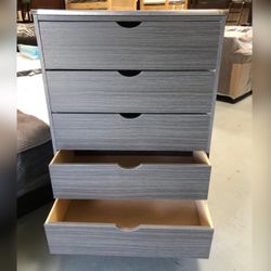 5 Drawer Dresser 