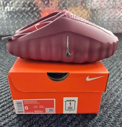 Nike Mind 001 Slide Pink Smoke  Women Size 6