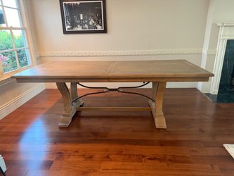 Extendable Dining Table