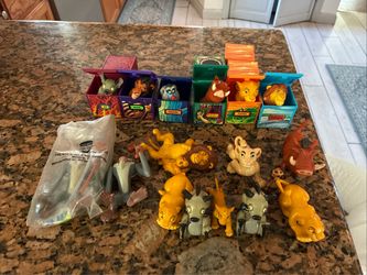 Lot of Vintage Burger King Lion King Toys
