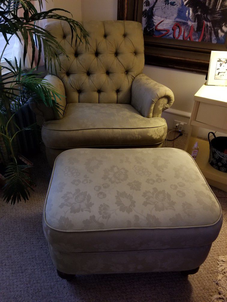 Ethan ALLEN tufted Chair N Ottoman *JUST REDUCED