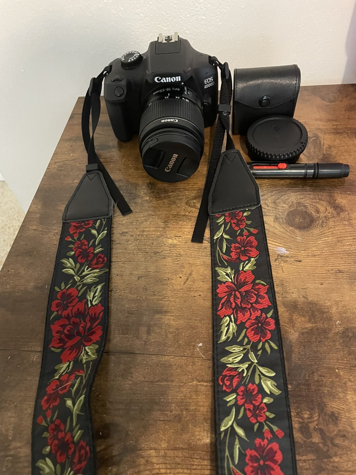 Canon EOS 4000D Camera With Flower Strap