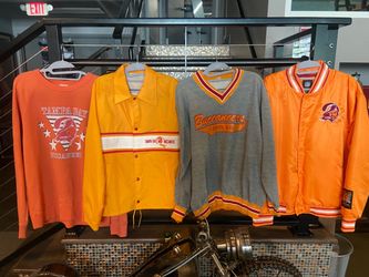 Vintage Tampa Bay Buccaneers Jackets, sweater, T shirts