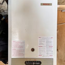 Bosch Water Heater - FOR PARTS