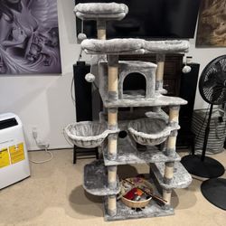 Cat Tree Extra Large 62”X35”X32