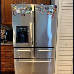 Frigidaire  Refrigerator 