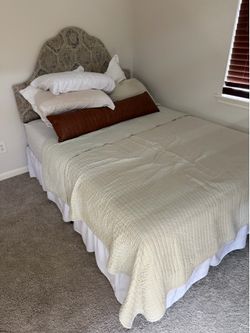 Upholstered Headboard w/bed frame & mattress
