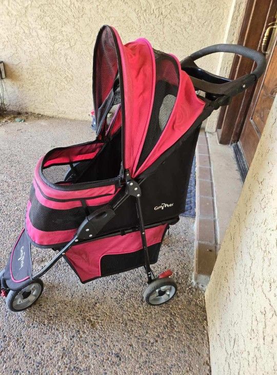 GEN 7 PETS Dog stroller - Red and Black