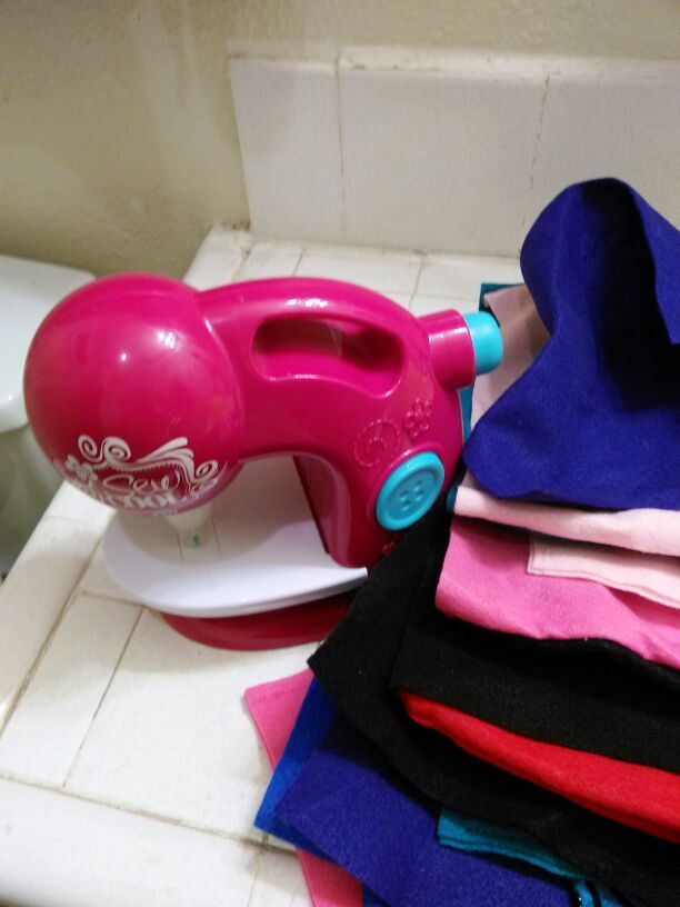 Little girls sewing kit for Sale in Los Angeles, CA OfferUp